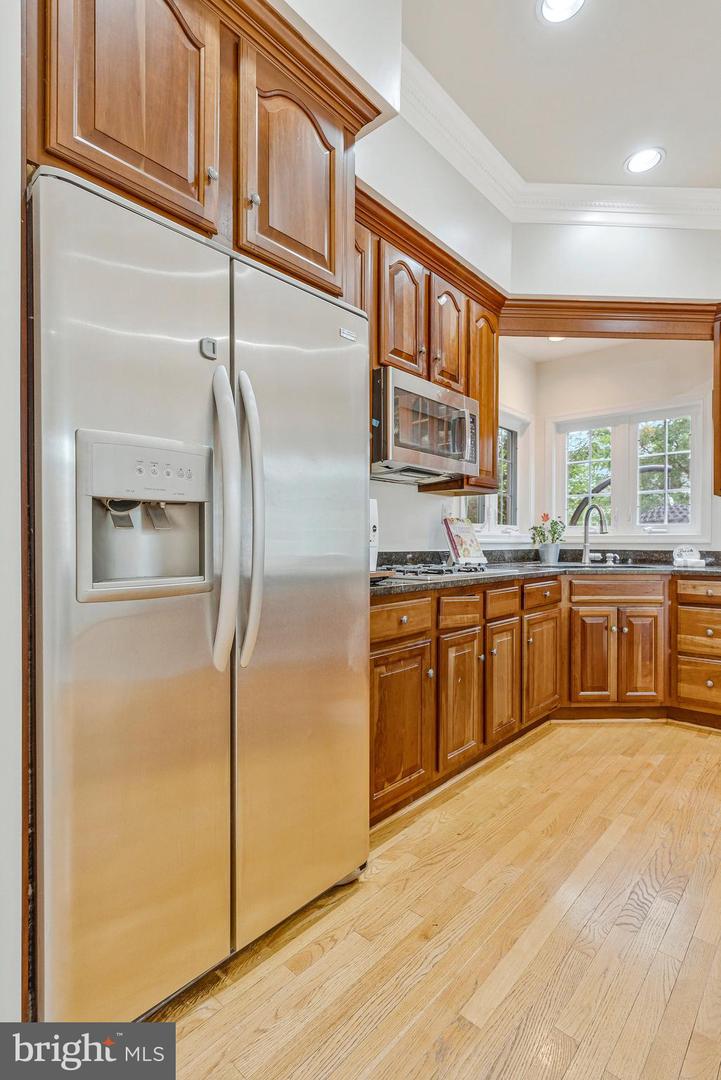 6919 WILLOW ST, FALLS CHURCH, Virginia 22046, 4 Bedrooms Bedrooms, ,4 BathroomsBathrooms,Residential,For sale,6919 WILLOW ST,VAFX2255288 MLS # VAFX2255288