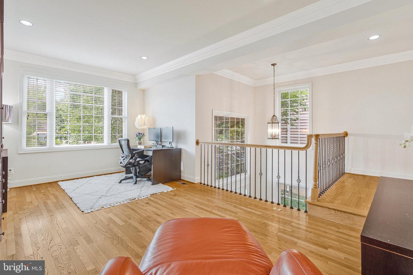 6919 WILLOW ST, FALLS CHURCH, Virginia 22046, 4 Bedrooms Bedrooms, ,4 BathroomsBathrooms,Residential,For sale,6919 WILLOW ST,VAFX2255288 MLS # VAFX2255288