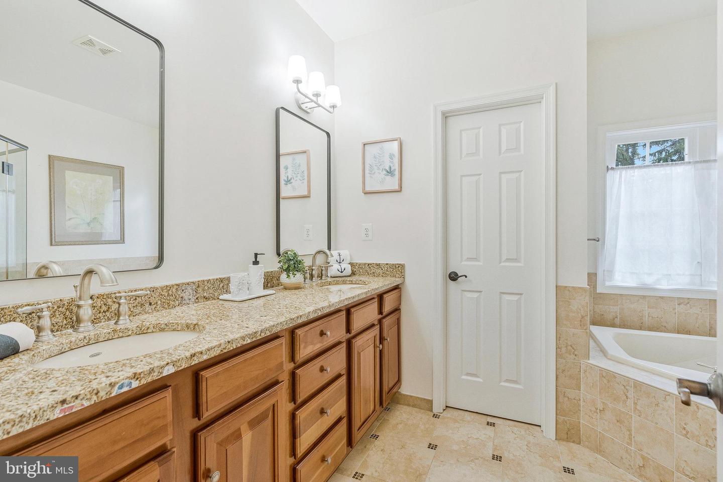 6919 WILLOW ST, FALLS CHURCH, Virginia 22046, 4 Bedrooms Bedrooms, ,4 BathroomsBathrooms,Residential,For sale,6919 WILLOW ST,VAFX2255288 MLS # VAFX2255288