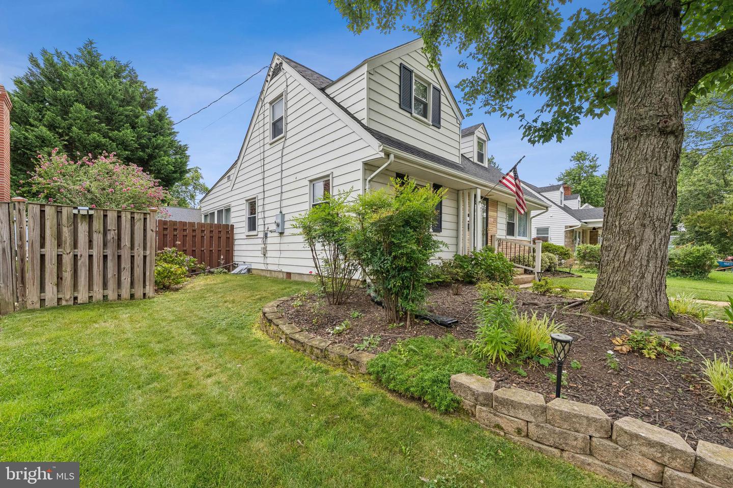6729 WILLIAMS DR, ALEXANDRIA, Virginia 22307, 4 Bedrooms Bedrooms, 7 Rooms Rooms,1 BathroomBathrooms,Residential,For sale,6729 WILLIAMS DR,VAFX2255316 MLS # VAFX2255316