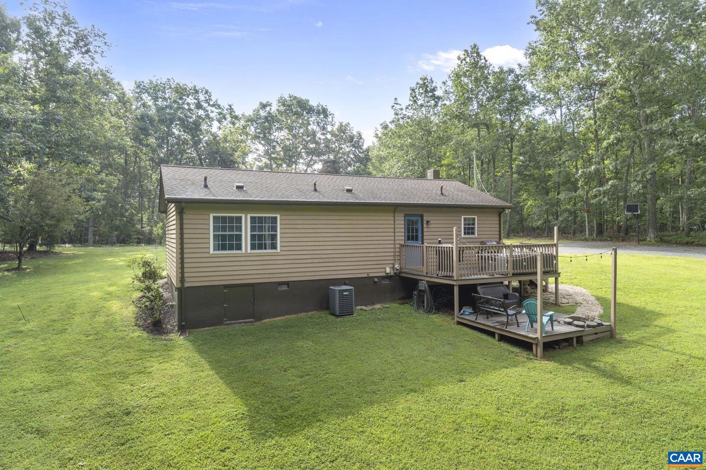 198 DEER HAVEN LN, TROY, Virginia 22974, 3 Bedrooms Bedrooms, ,2 BathroomsBathrooms,Residential,For sale,198 DEER HAVEN LN,666714 MLS # 666714