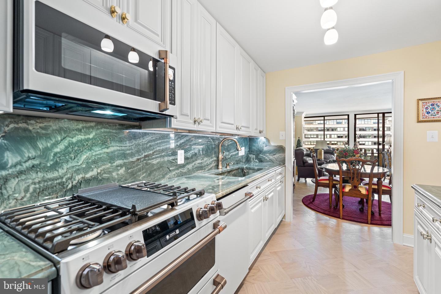 700 NEW HAMPSHIRE AVE NW #1109, WASHINGTON, District Of Columbia 20037, 1 Bedroom Bedrooms, ,1 BathroomBathrooms,Residential,For sale,700 NEW HAMPSHIRE AVE NW #1109,DCDC2211082 MLS # DCDC2211082