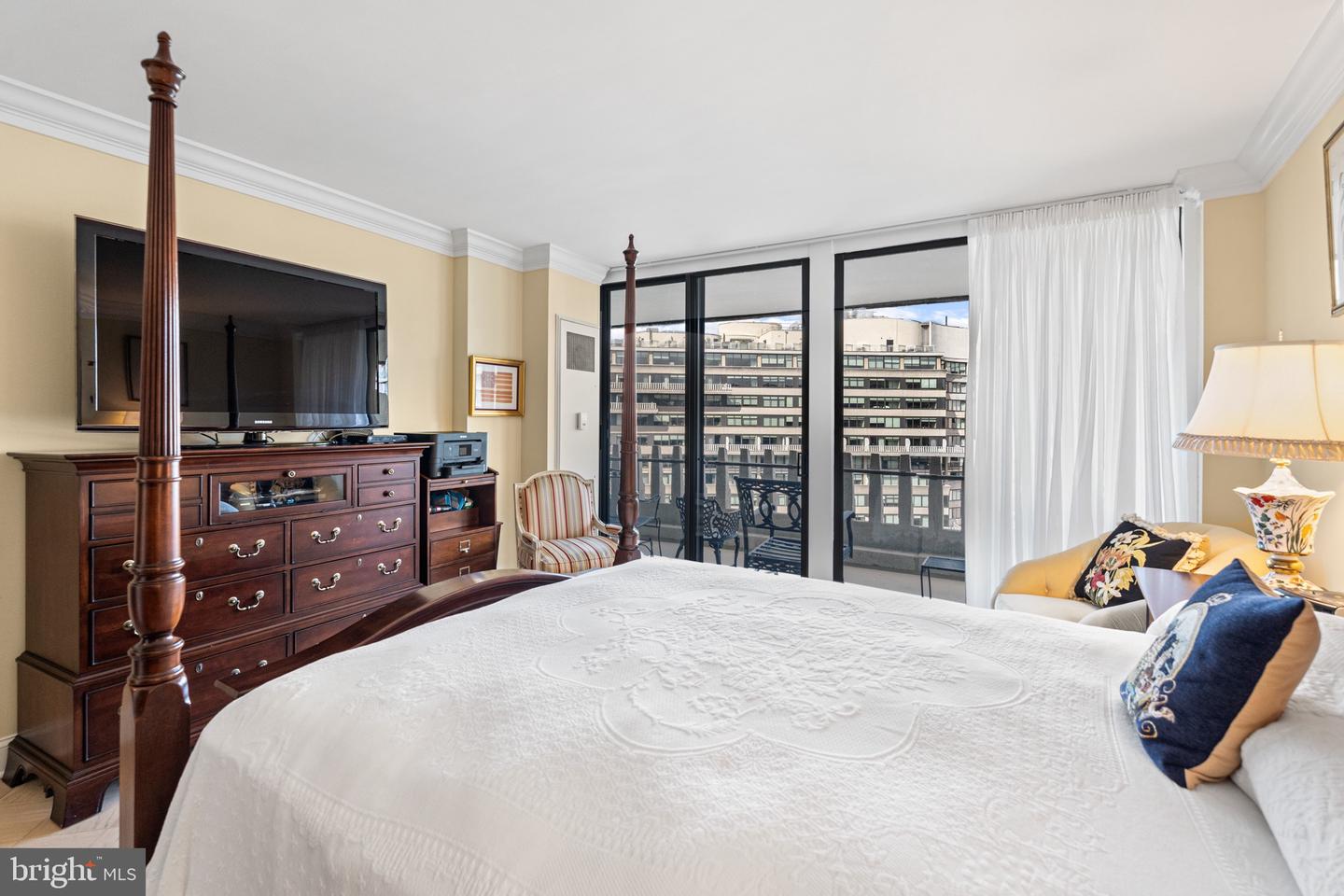 700 NEW HAMPSHIRE AVE NW #1109, WASHINGTON, District Of Columbia 20037, 1 Bedroom Bedrooms, ,1 BathroomBathrooms,Residential,For sale,700 NEW HAMPSHIRE AVE NW #1109,DCDC2211082 MLS # DCDC2211082