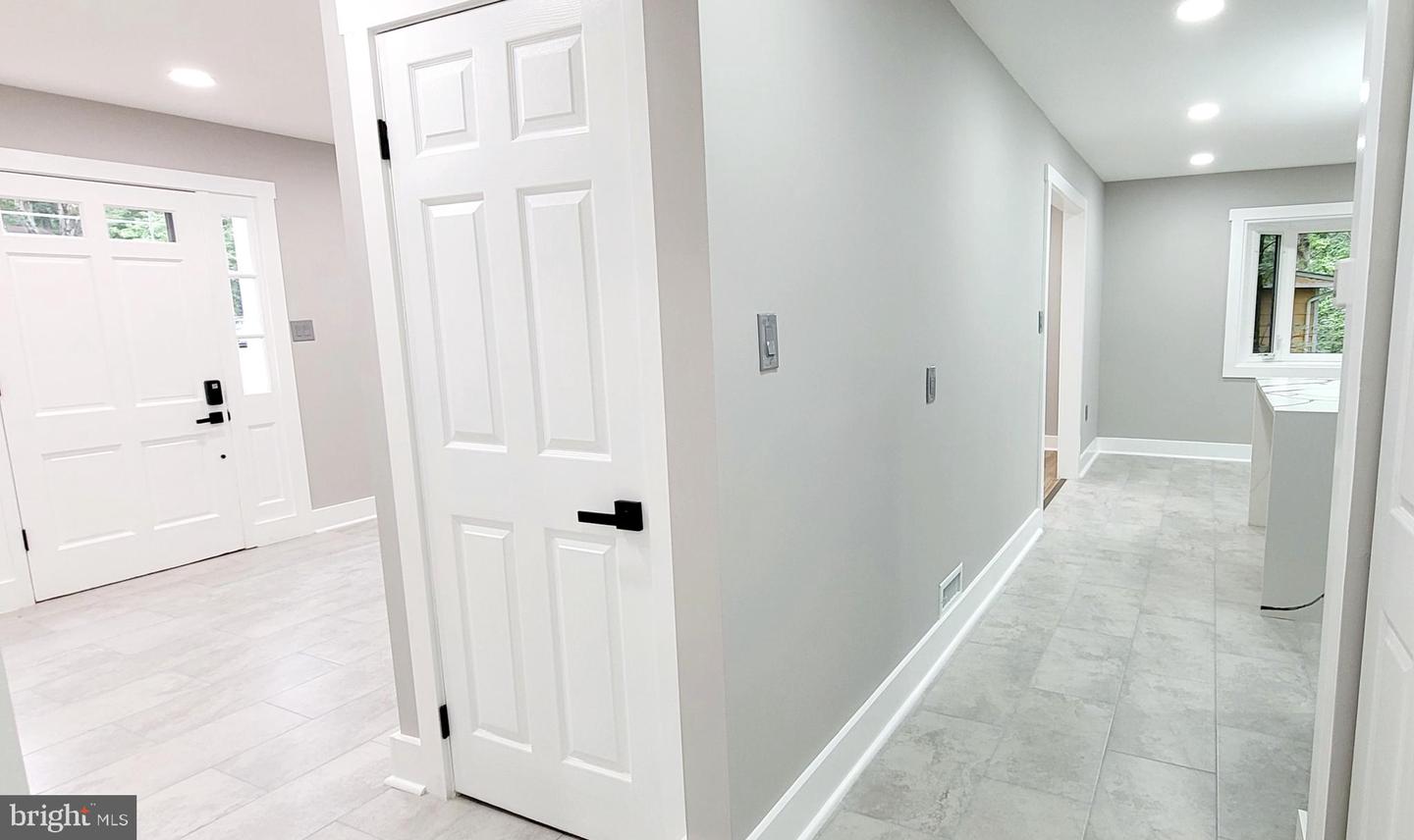 8653 WEIR ST, MANASSAS, Virginia 20110, 4 Bedrooms Bedrooms, ,2 BathroomsBathrooms,Residential,For sale,8653 WEIR ST,VAMN2009054 MLS # VAMN2009054
