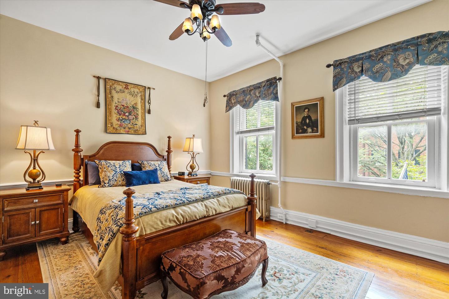 103 PRINCE ST, ALEXANDRIA, Virginia 22314, 2 Bedrooms Bedrooms, ,2 BathroomsBathrooms,Residential,For sale,103 PRINCE ST,VAAX2047660 MLS # VAAX2047660