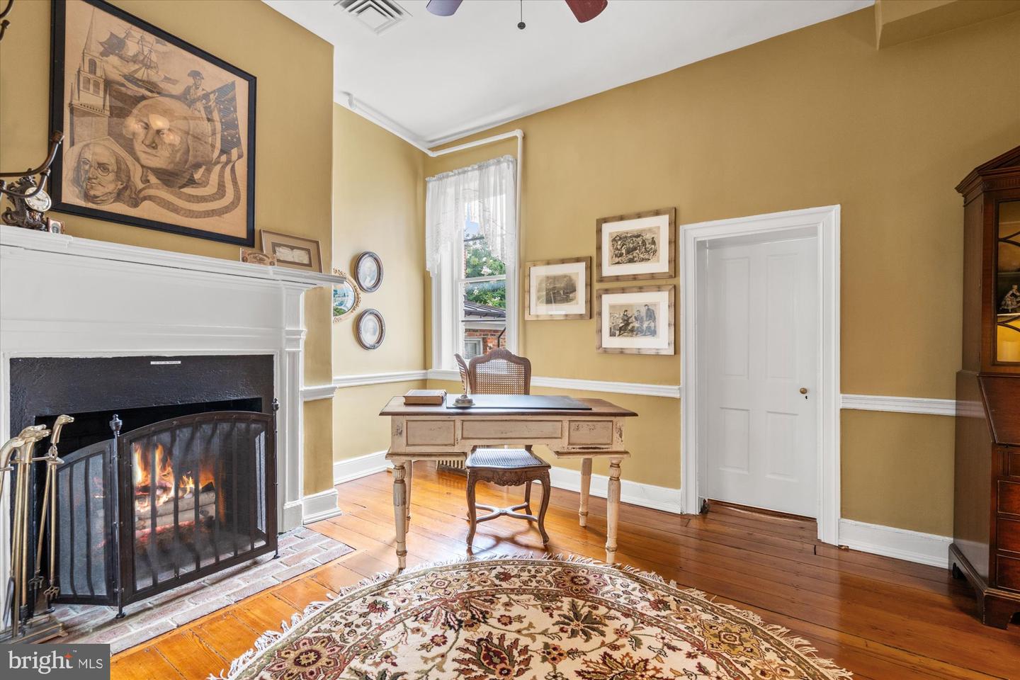 103 PRINCE ST, ALEXANDRIA, Virginia 22314, 2 Bedrooms Bedrooms, ,2 BathroomsBathrooms,Residential,For sale,103 PRINCE ST,VAAX2047660 MLS # VAAX2047660