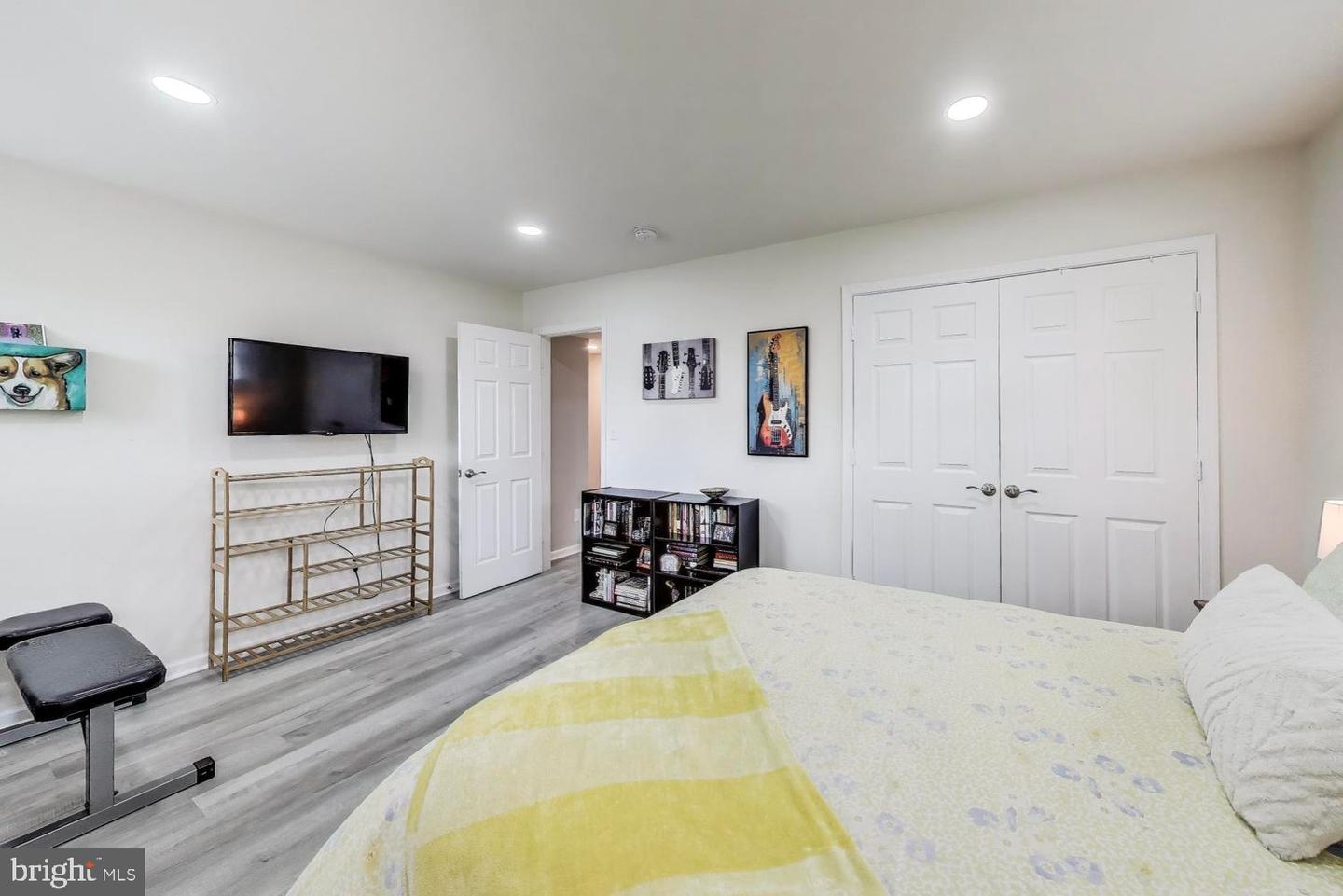 5408 DANVILLE ST, SPRINGFIELD, Virginia 22151, 5 Bedrooms Bedrooms, ,3 BathroomsBathrooms,Residential,For sale,5408 DANVILLE ST,VAFX2256482 MLS # VAFX2256482
