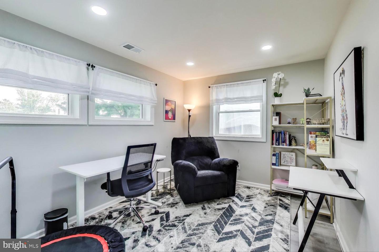 5408 DANVILLE ST, SPRINGFIELD, Virginia 22151, 5 Bedrooms Bedrooms, ,3 BathroomsBathrooms,Residential,For sale,5408 DANVILLE ST,VAFX2256482 MLS # VAFX2256482