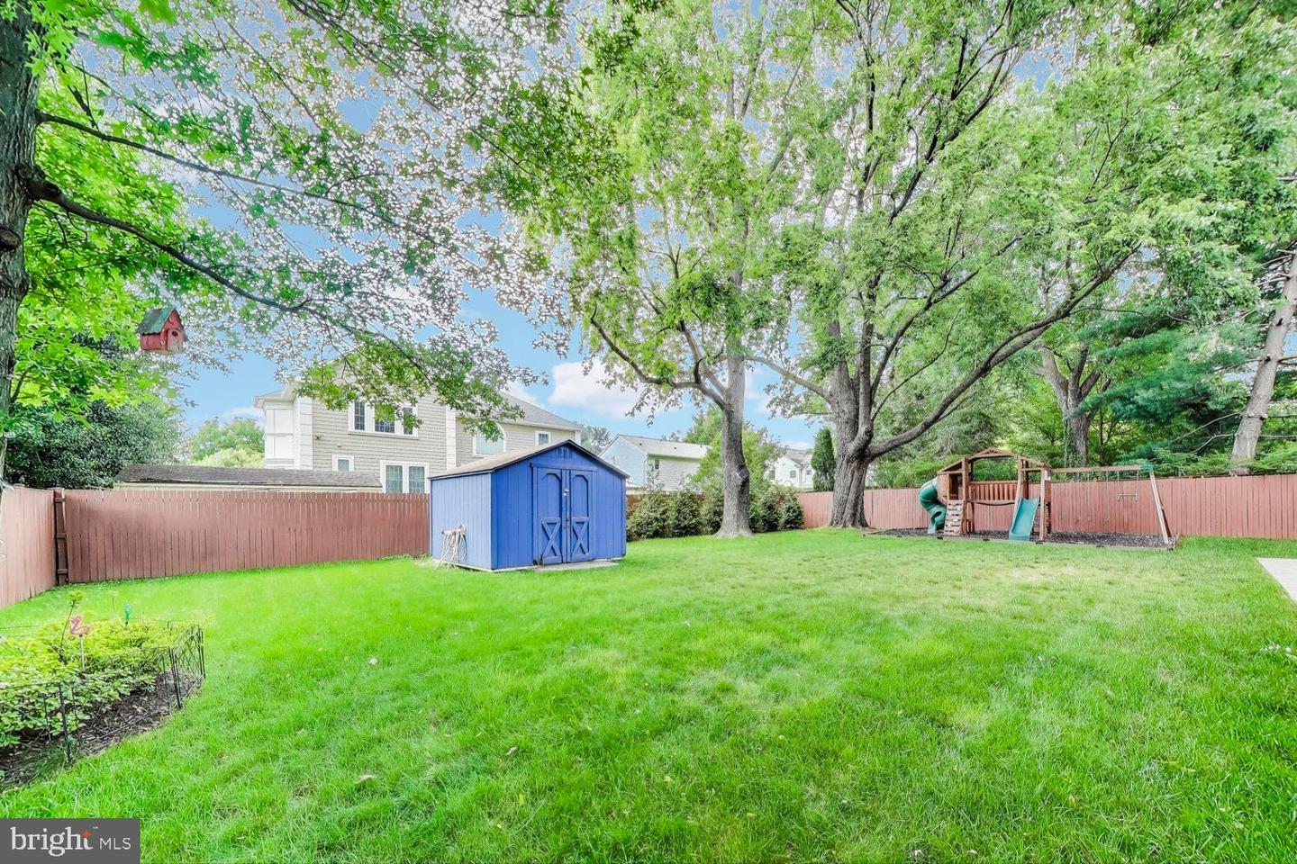 5408 DANVILLE ST, SPRINGFIELD, Virginia 22151, 5 Bedrooms Bedrooms, ,3 BathroomsBathrooms,Residential,For sale,5408 DANVILLE ST,VAFX2256482 MLS # VAFX2256482