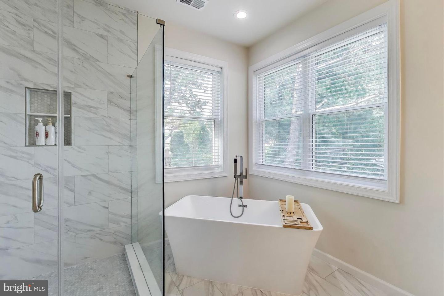 5408 DANVILLE ST, SPRINGFIELD, Virginia 22151, 5 Bedrooms Bedrooms, ,3 BathroomsBathrooms,Residential,For sale,5408 DANVILLE ST,VAFX2256482 MLS # VAFX2256482