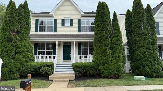 42721 CENTER ST, CHANTILLY, Virginia 20152, 4 Bedrooms Bedrooms, ,3 BathroomsBathrooms,Residential,For sale,42721 CENTER ST,VALO2102802 MLS # VALO2102802
