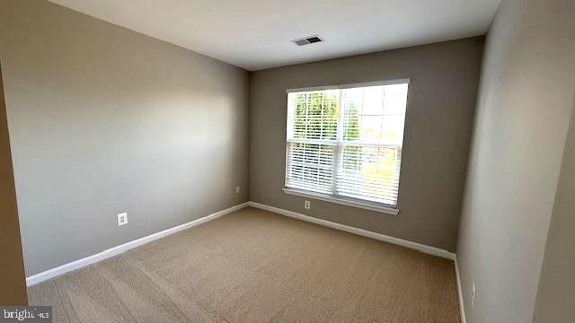 42721 CENTER ST, CHANTILLY, Virginia 20152, 4 Bedrooms Bedrooms, ,3 BathroomsBathrooms,Residential,For sale,42721 CENTER ST,VALO2102802 MLS # VALO2102802