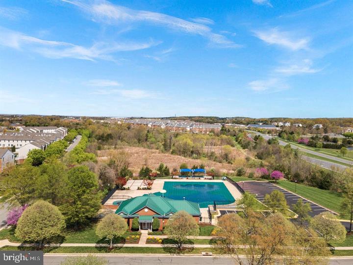 42721 CENTER ST, CHANTILLY, Virginia 20152, 4 Bedrooms Bedrooms, ,3 BathroomsBathrooms,Residential,For sale,42721 CENTER ST,VALO2102802 MLS # VALO2102802