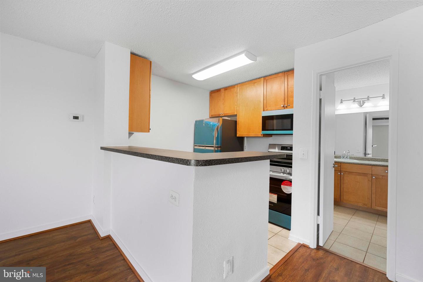 60 S VAN DORN ST #503, ALEXANDRIA, Virginia 22304, ,1 BathroomBathrooms,Residential,For sale,60 S VAN DORN ST #503,VAAX2047696 MLS # VAAX2047696