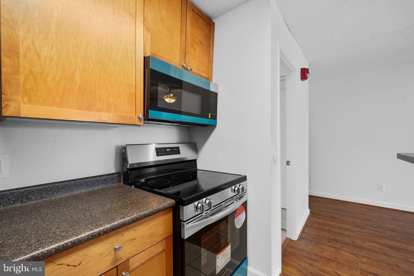 60 S VAN DORN ST #503, ALEXANDRIA, Virginia 22304, ,1 BathroomBathrooms,Residential,For sale,60 S VAN DORN ST #503,VAAX2047696 MLS # VAAX2047696