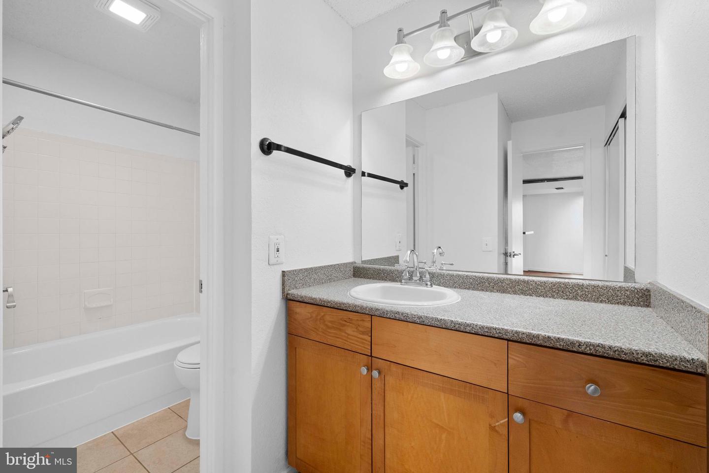 60 S VAN DORN ST #503, ALEXANDRIA, Virginia 22304, ,1 BathroomBathrooms,Residential,For sale,60 S VAN DORN ST #503,VAAX2047696 MLS # VAAX2047696
