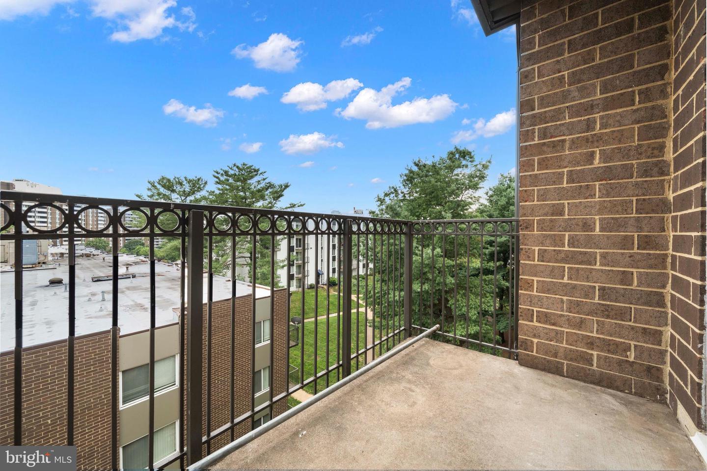 60 S VAN DORN ST #503, ALEXANDRIA, Virginia 22304, ,1 BathroomBathrooms,Residential,For sale,60 S VAN DORN ST #503,VAAX2047696 MLS # VAAX2047696