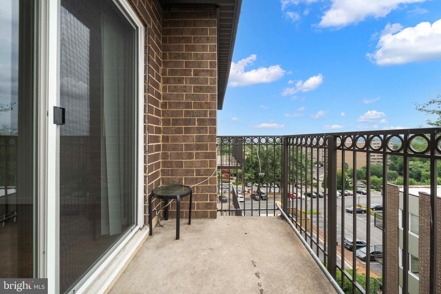 60 S VAN DORN ST #503, ALEXANDRIA, Virginia 22304, ,1 BathroomBathrooms,Residential,For sale,60 S VAN DORN ST #503,VAAX2047696 MLS # VAAX2047696