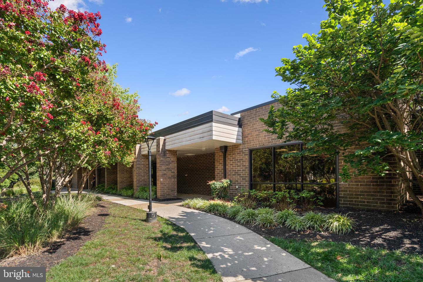 60 S VAN DORN ST #503, ALEXANDRIA, Virginia 22304, ,1 BathroomBathrooms,Residential,For sale,60 S VAN DORN ST #503,VAAX2047696 MLS # VAAX2047696