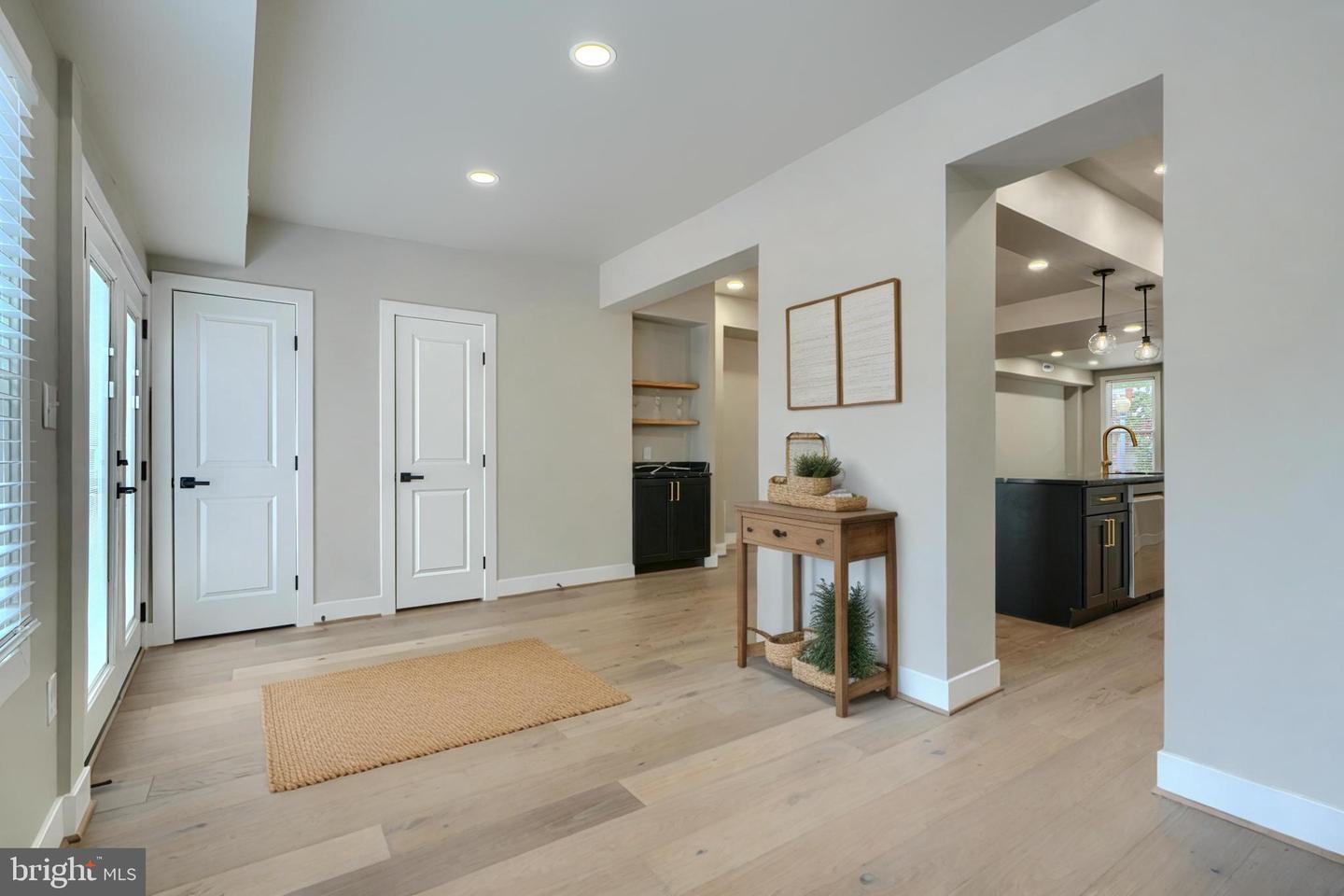 11 EVARTS ST NE, WASHINGTON, District Of Columbia 20002, 3 Bedrooms Bedrooms, 11 Rooms Rooms,3 BathroomsBathrooms,Residential,For sale,11 EVARTS ST NE,DCDC2211482 MLS # DCDC2211482