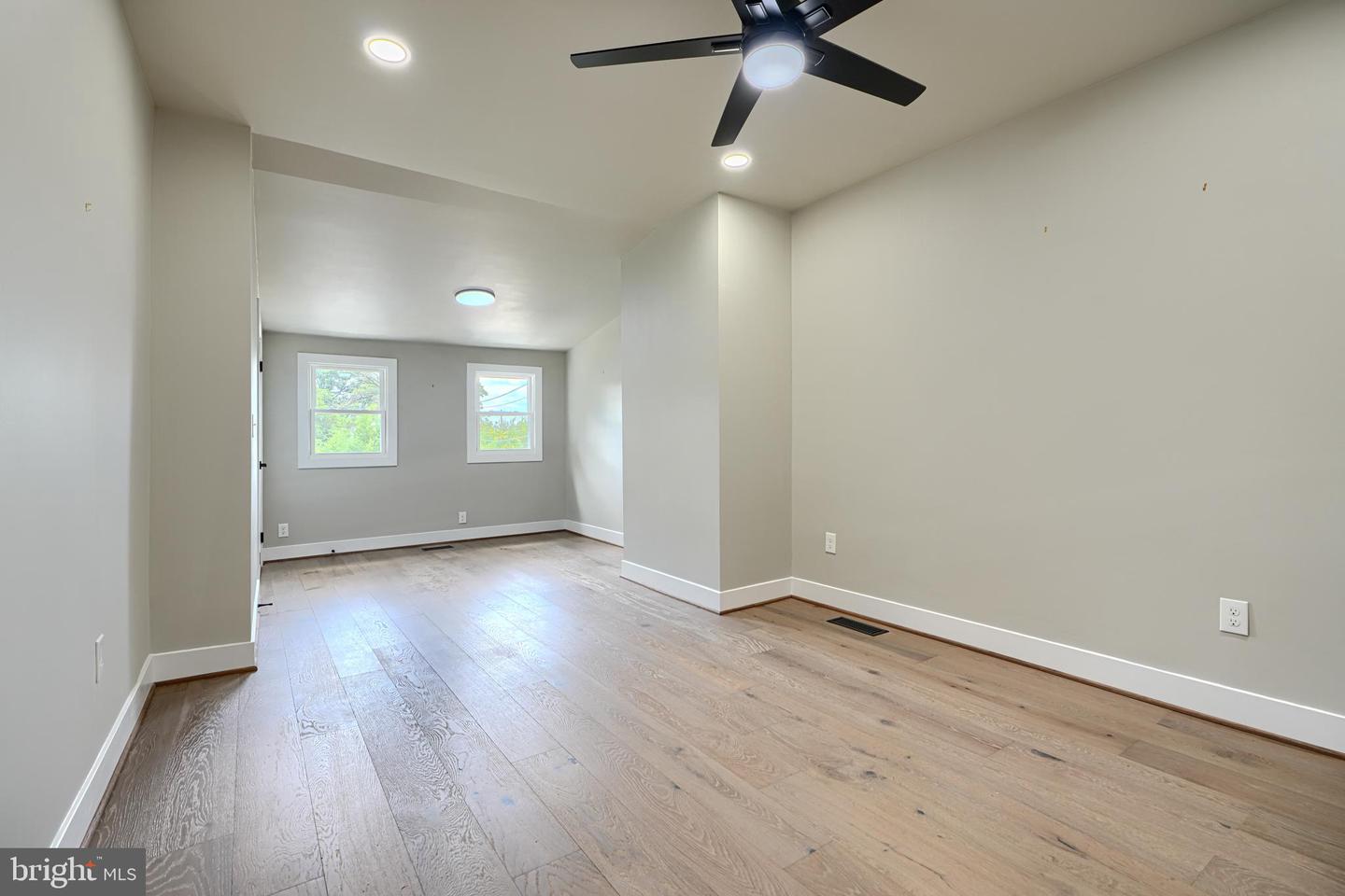 11 EVARTS ST NE, WASHINGTON, District Of Columbia 20002, 3 Bedrooms Bedrooms, 11 Rooms Rooms,3 BathroomsBathrooms,Residential,For sale,11 EVARTS ST NE,DCDC2211482 MLS # DCDC2211482