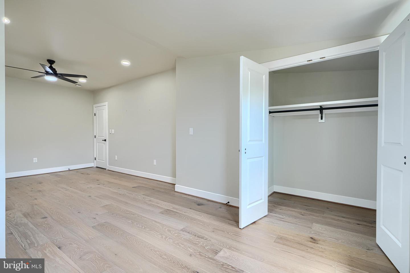 11 EVARTS ST NE, WASHINGTON, District Of Columbia 20002, 3 Bedrooms Bedrooms, 11 Rooms Rooms,3 BathroomsBathrooms,Residential,For sale,11 EVARTS ST NE,DCDC2211482 MLS # DCDC2211482