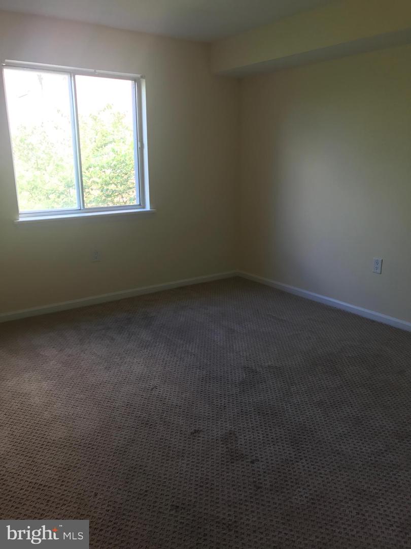7507 PRINCE COLE CT #5, MANASSAS, Virginia 20111, 2 Bedrooms Bedrooms, ,1 BathroomBathrooms,Residential,For sale,7507 PRINCE COLE CT #5,VAPW2099756 MLS # VAPW2099756