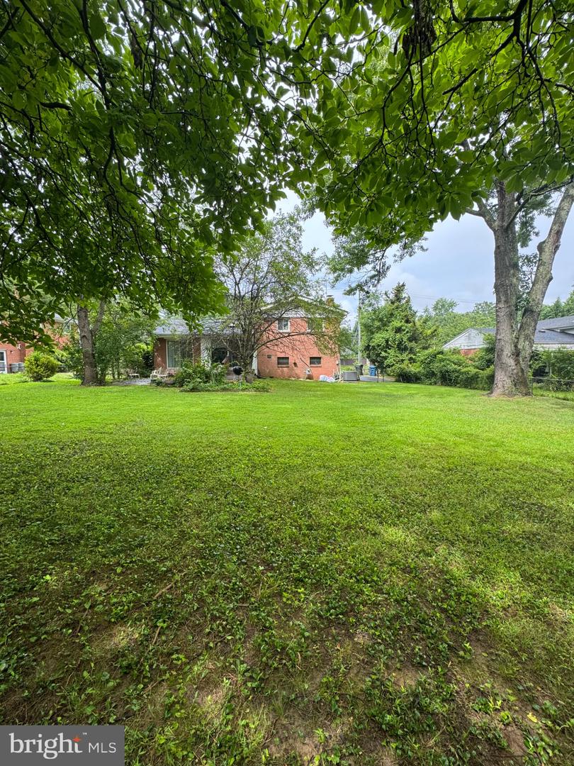 1935 GREAT ST, MCLEAN, Virginia 22101, 3 Bedrooms Bedrooms, 6 Rooms Rooms,3 BathroomsBathrooms,Residential,For sale,1935 GREAT ST,VAFX2256906 MLS # VAFX2256906
