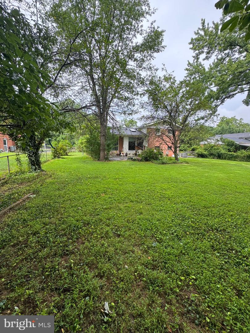 1935 GREAT ST, MCLEAN, Virginia 22101, 3 Bedrooms Bedrooms, 6 Rooms Rooms,3 BathroomsBathrooms,Residential,For sale,1935 GREAT ST,VAFX2256906 MLS # VAFX2256906