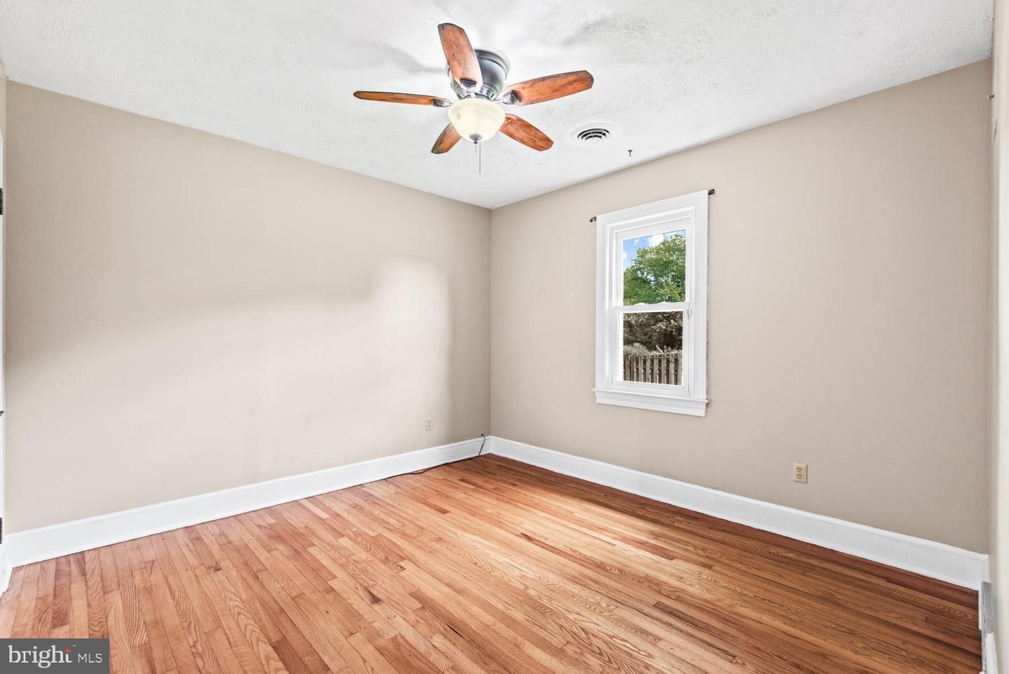 20568 RIDGE ROAD, COLONIAL BEACH, Virginia 22443, 3 Bedrooms Bedrooms, 8 Rooms Rooms,2 BathroomsBathrooms,Residential,For sale,20568 RIDGE ROAD,VAWE2009348 MLS # VAWE2009348