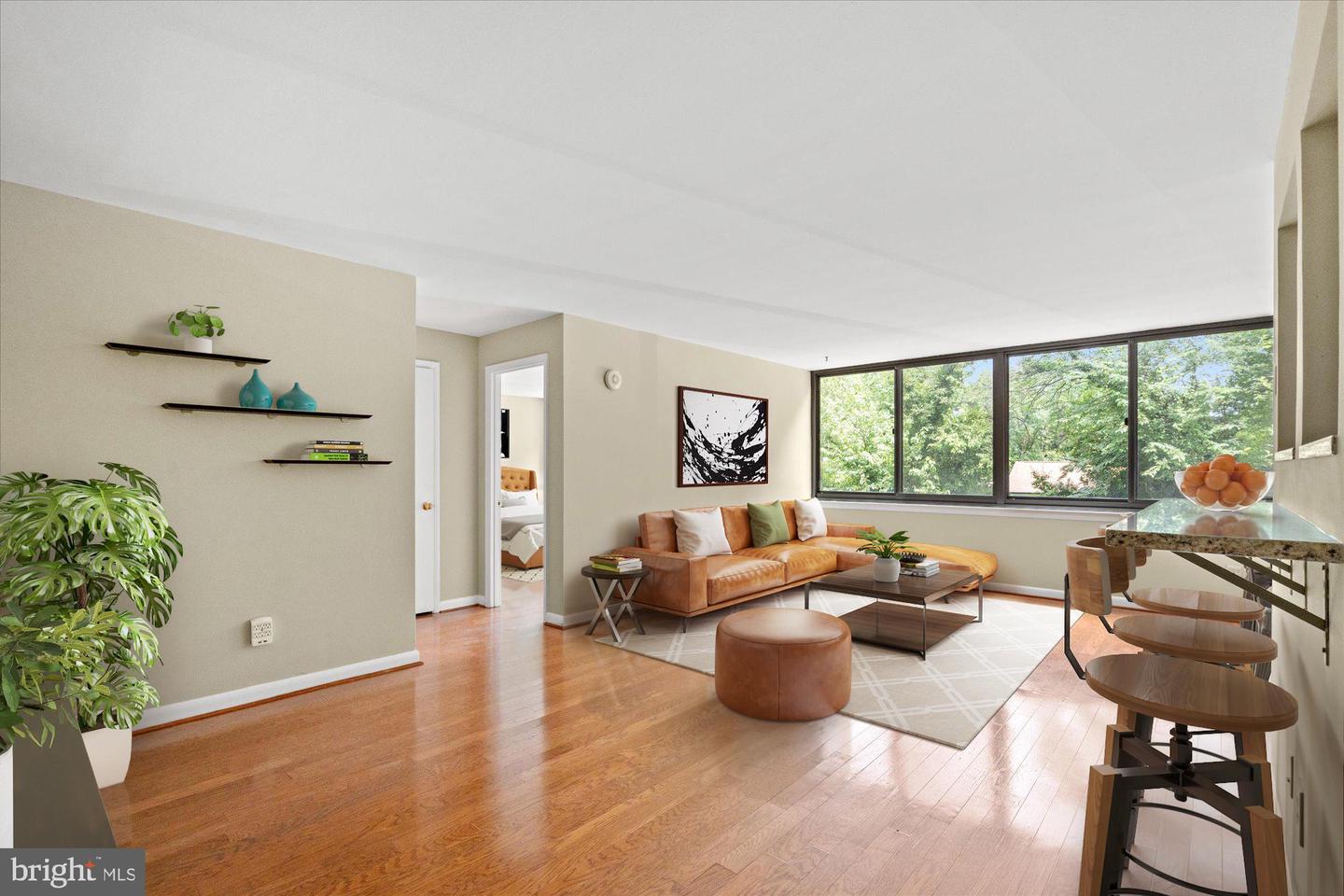 600 ROOSEVELT BLVD #114, FALLS CHURCH, Virginia 22044, 1 Bedroom Bedrooms, ,1 BathroomBathrooms,Residential,For sale,600 ROOSEVELT BLVD #114,VAFA2003152 MLS # VAFA2003152