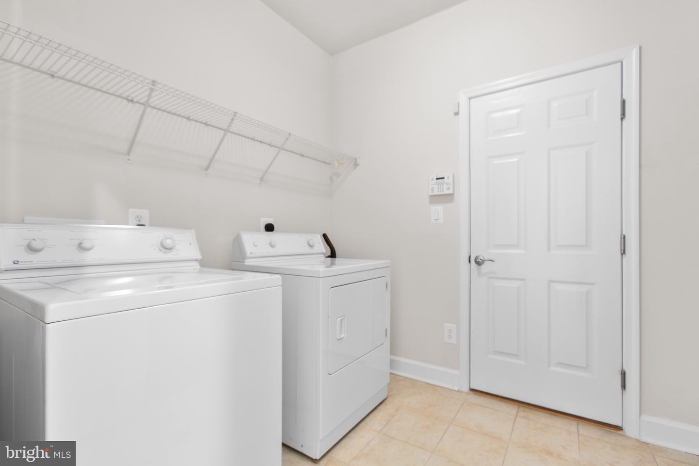 5618 CEDAR MOUNTAIN CT, FREDERICKSBURG, Virginia 22407, 3 Bedrooms Bedrooms, ,2 BathroomsBathrooms,Residential,For sale,5618 CEDAR MOUNTAIN CT,VASP2034886 MLS # VASP2034886