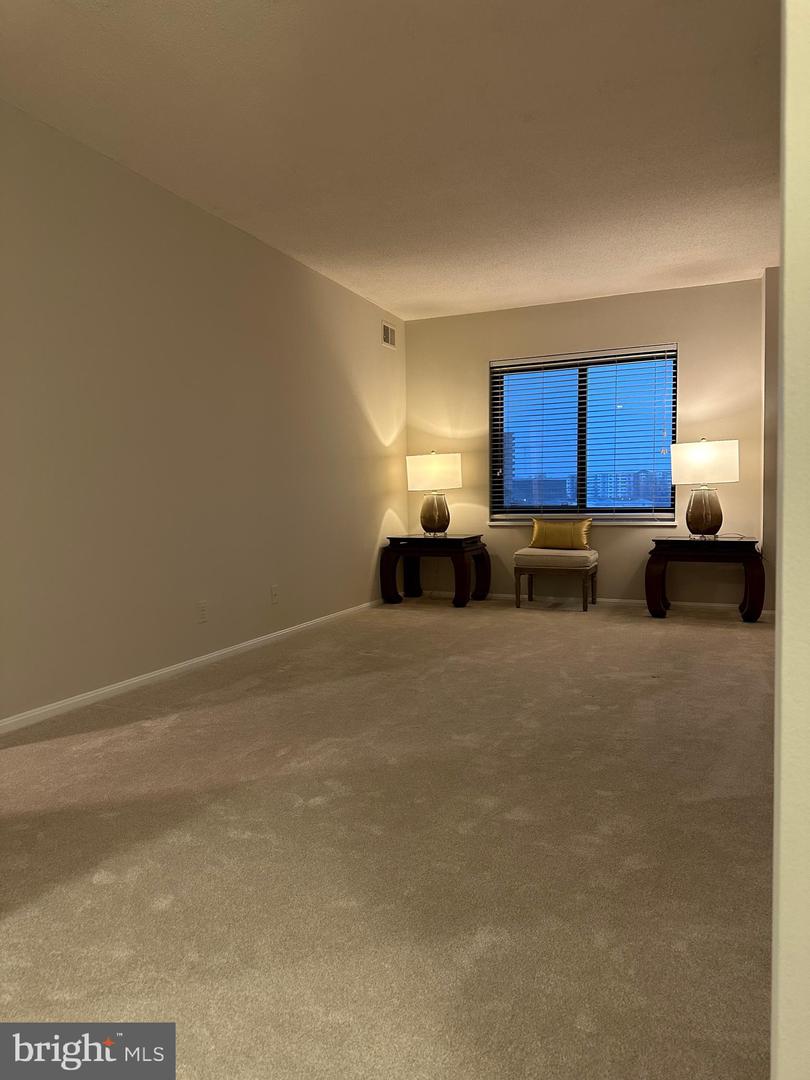 307 YOAKUM PKWY #609, ALEXANDRIA, Virginia 22304, 2 Bedrooms Bedrooms, ,2 BathroomsBathrooms,Residential,For sale,307 YOAKUM PKWY #609,VAAX2047798 MLS # VAAX2047798