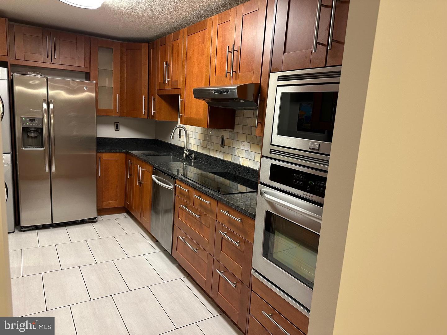 307 YOAKUM PKWY #609, ALEXANDRIA, Virginia 22304, 2 Bedrooms Bedrooms, ,2 BathroomsBathrooms,Residential,For sale,307 YOAKUM PKWY #609,VAAX2047798 MLS # VAAX2047798