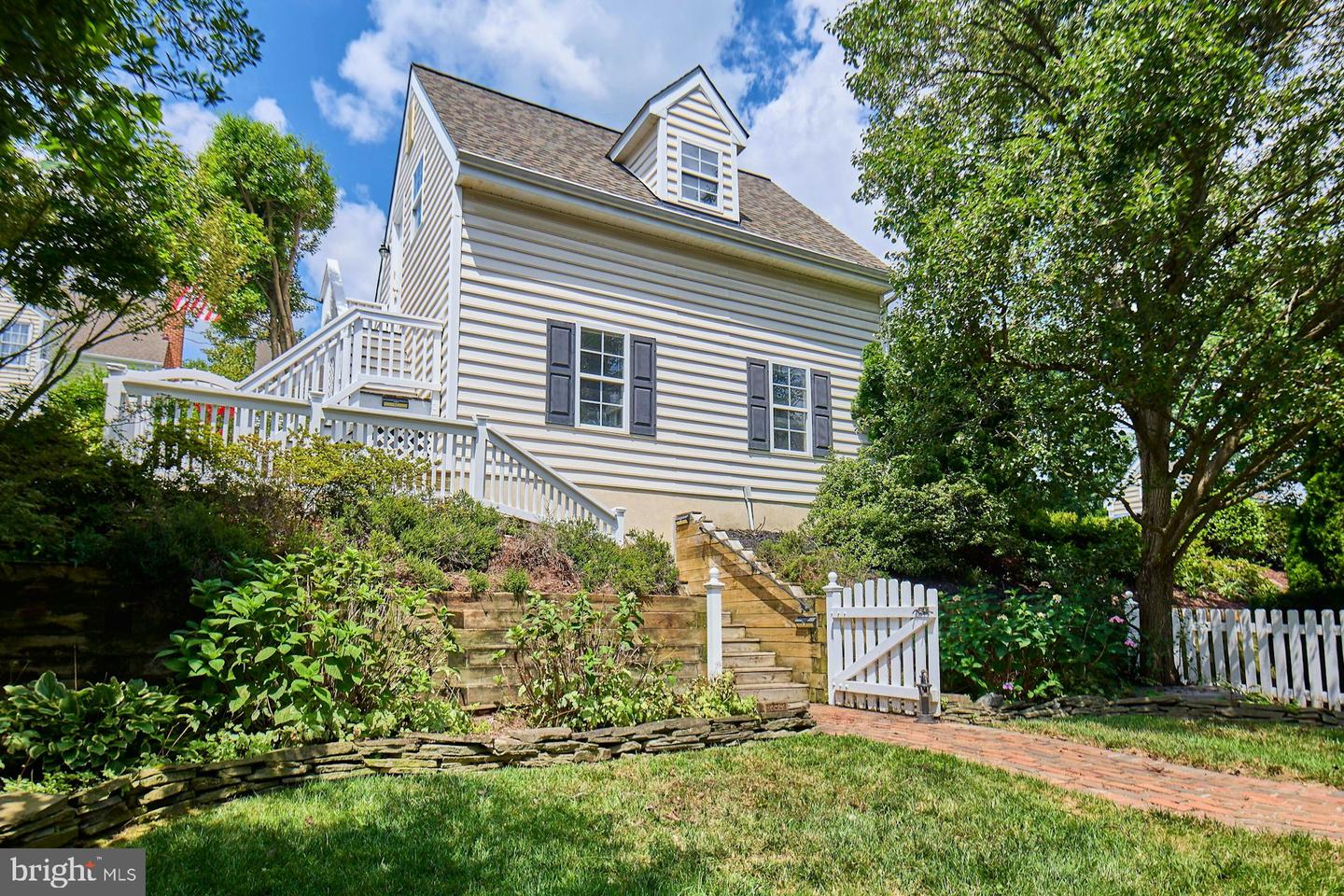 20357 HARTWELL ST, ASHBURN, Virginia 20147, 3 Bedrooms Bedrooms, ,3 BathroomsBathrooms,Residential,For sale,20357 HARTWELL ST,VALO2103038 MLS # VALO2103038