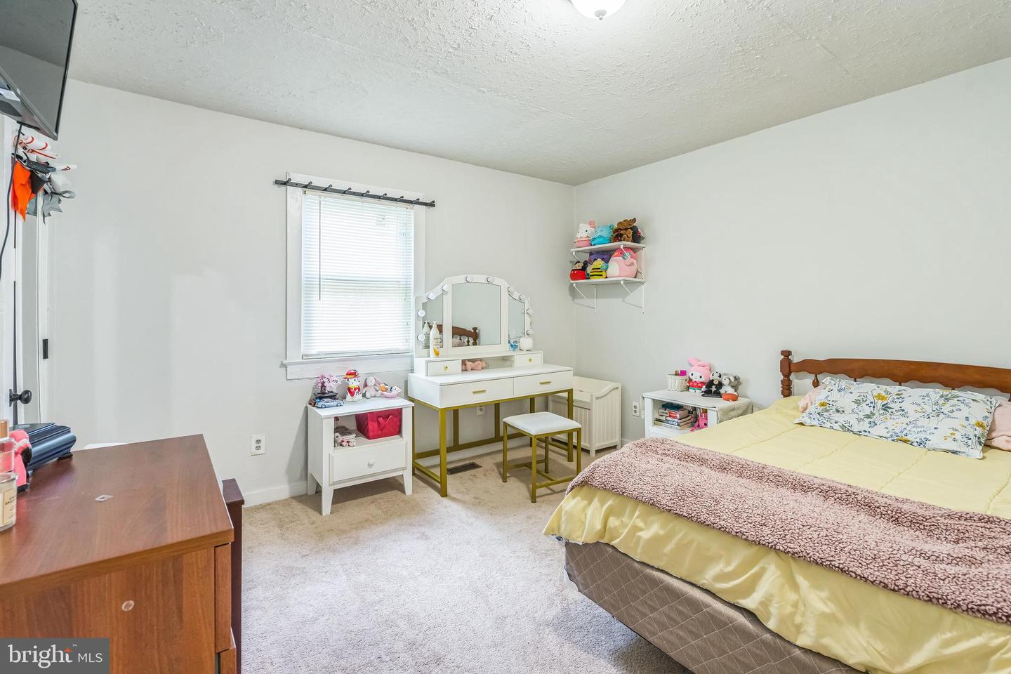 9429 HENSLEY RD, MANASSAS, Virginia 20112, 3 Bedrooms Bedrooms, ,3 BathroomsBathrooms,Residential,For sale,9429 HENSLEY RD,VAPW2099912 MLS # VAPW2099912