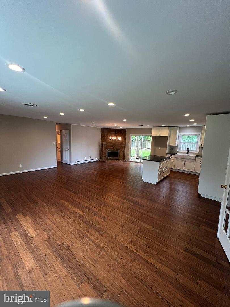 410 DEERWOOD DR, FREDERICKSBURG, Virginia 22401, 3 Bedrooms Bedrooms, ,2 BathroomsBathrooms,Residential,For sale,410 DEERWOOD DR,VAFB2008644 MLS # VAFB2008644