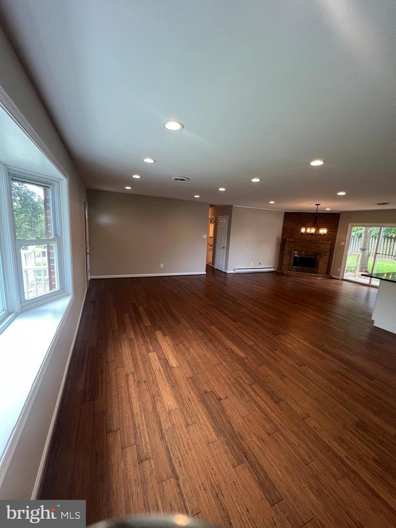 410 DEERWOOD DR, FREDERICKSBURG, Virginia 22401, 3 Bedrooms Bedrooms, ,2 BathroomsBathrooms,Residential,For sale,410 DEERWOOD DR,VAFB2008644 MLS # VAFB2008644