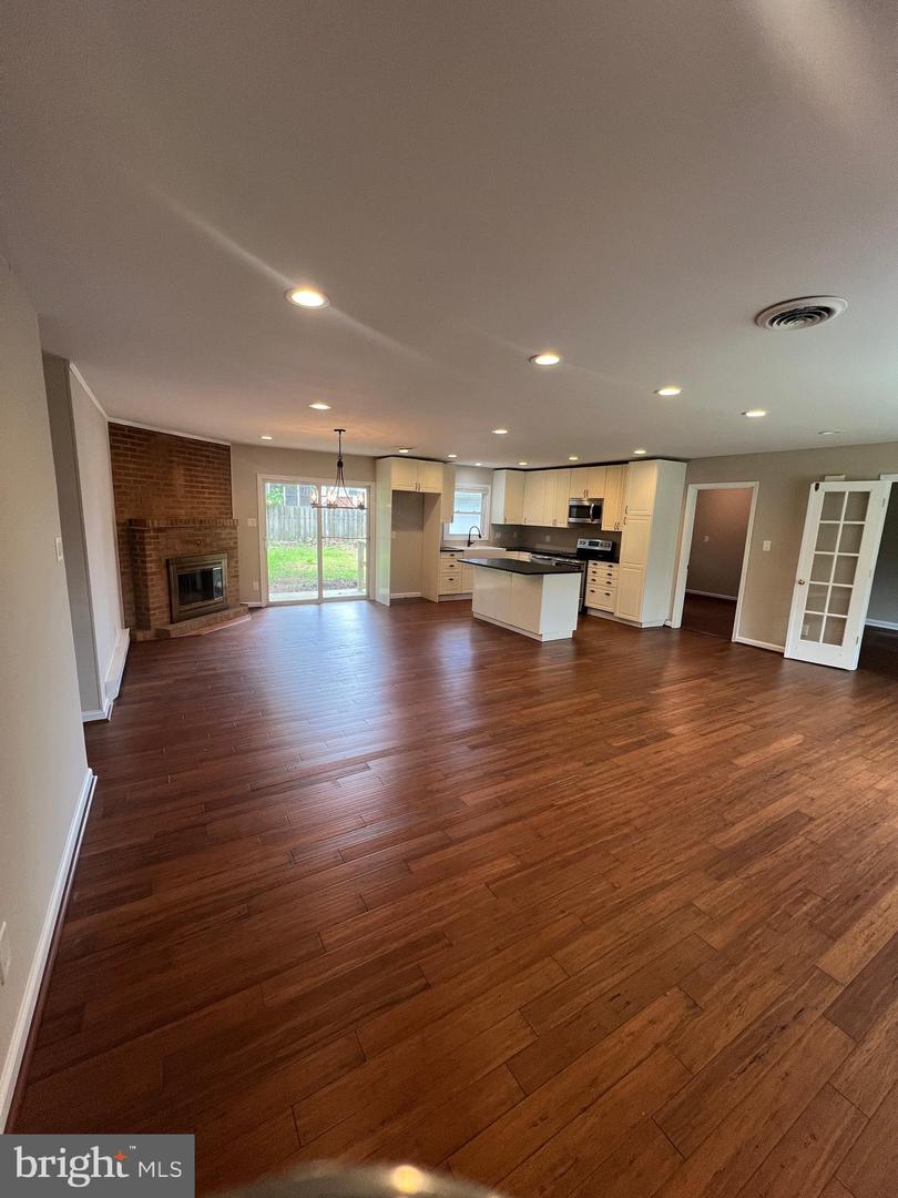 410 DEERWOOD DR, FREDERICKSBURG, Virginia 22401, 3 Bedrooms Bedrooms, ,2 BathroomsBathrooms,Residential,For sale,410 DEERWOOD DR,VAFB2008644 MLS # VAFB2008644