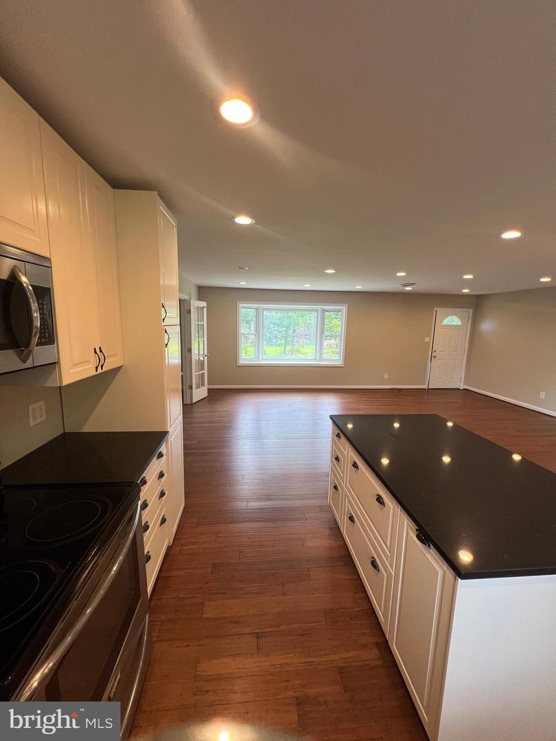 410 DEERWOOD DR, FREDERICKSBURG, Virginia 22401, 3 Bedrooms Bedrooms, ,2 BathroomsBathrooms,Residential,For sale,410 DEERWOOD DR,VAFB2008644 MLS # VAFB2008644