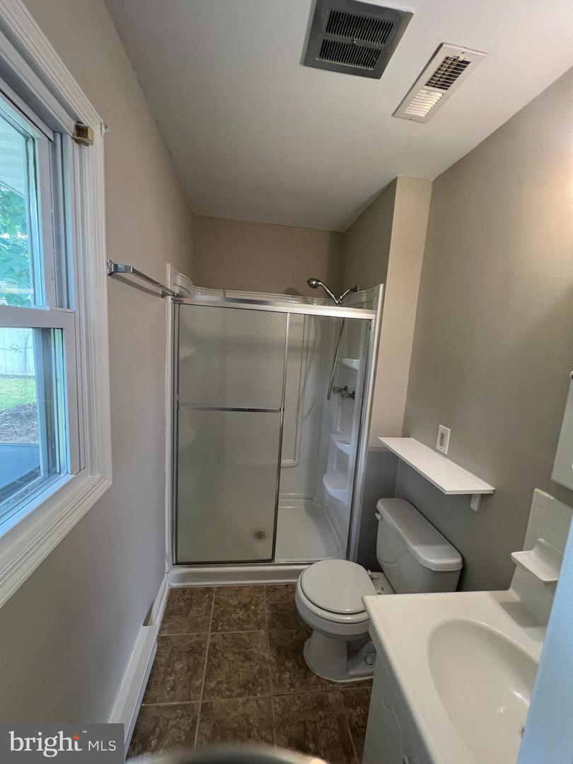 410 DEERWOOD DR, FREDERICKSBURG, Virginia 22401, 3 Bedrooms Bedrooms, ,2 BathroomsBathrooms,Residential,For sale,410 DEERWOOD DR,VAFB2008644 MLS # VAFB2008644