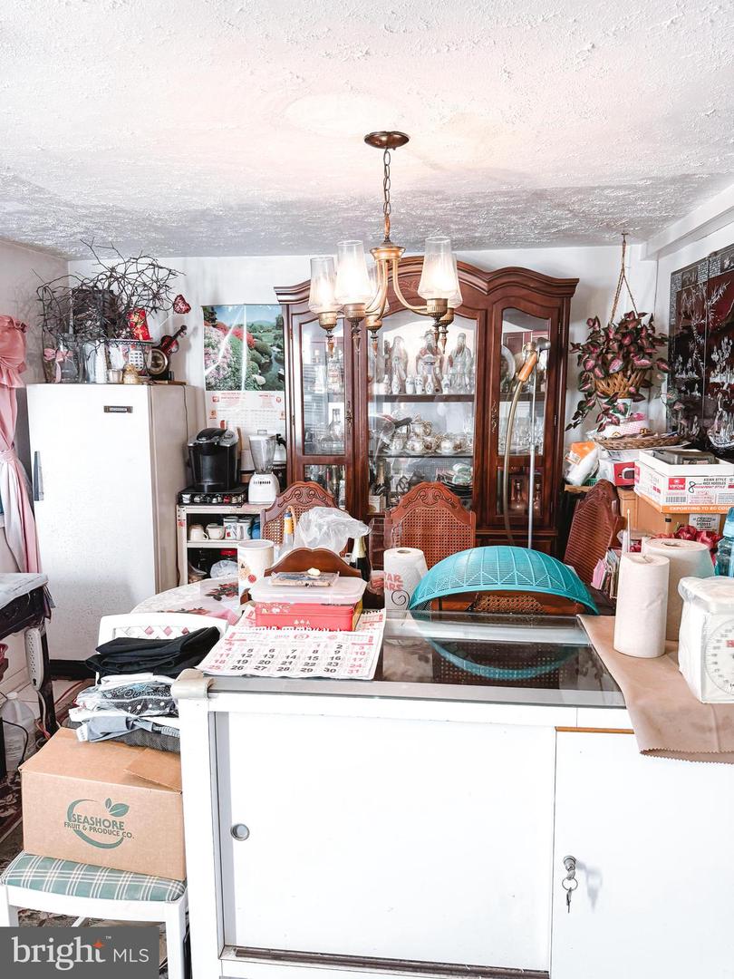 3141 ANNANDALE RD, FALLS CHURCH, Virginia 22042, 4 Bedrooms Bedrooms, ,2 BathroomsBathrooms,Residential,For sale,3141 ANNANDALE RD,VAFX2257368 MLS # VAFX2257368