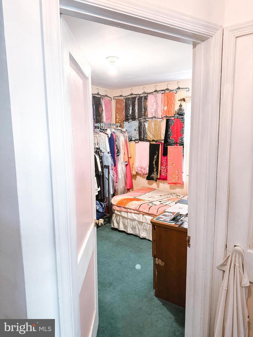 3141 ANNANDALE RD, FALLS CHURCH, Virginia 22042, 4 Bedrooms Bedrooms, ,2 BathroomsBathrooms,Residential,For sale,3141 ANNANDALE RD,VAFX2257368 MLS # VAFX2257368