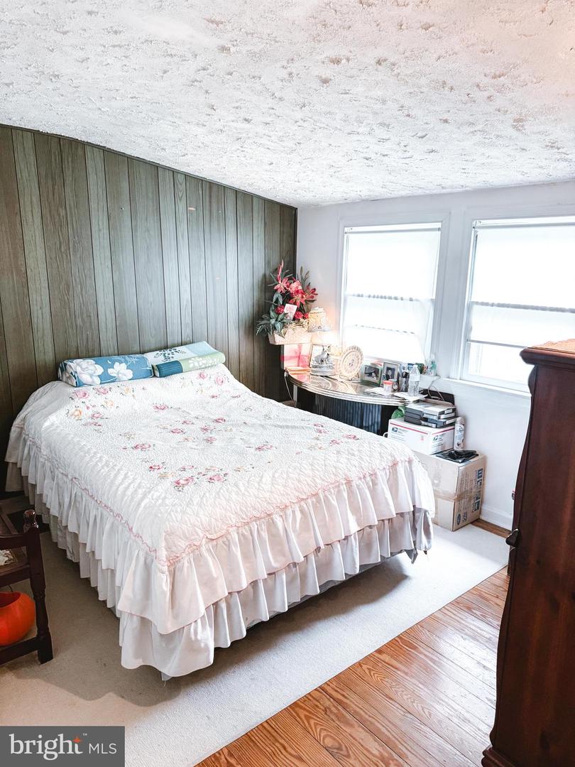 3141 ANNANDALE RD, FALLS CHURCH, Virginia 22042, 4 Bedrooms Bedrooms, ,2 BathroomsBathrooms,Residential,For sale,3141 ANNANDALE RD,VAFX2257368 MLS # VAFX2257368
