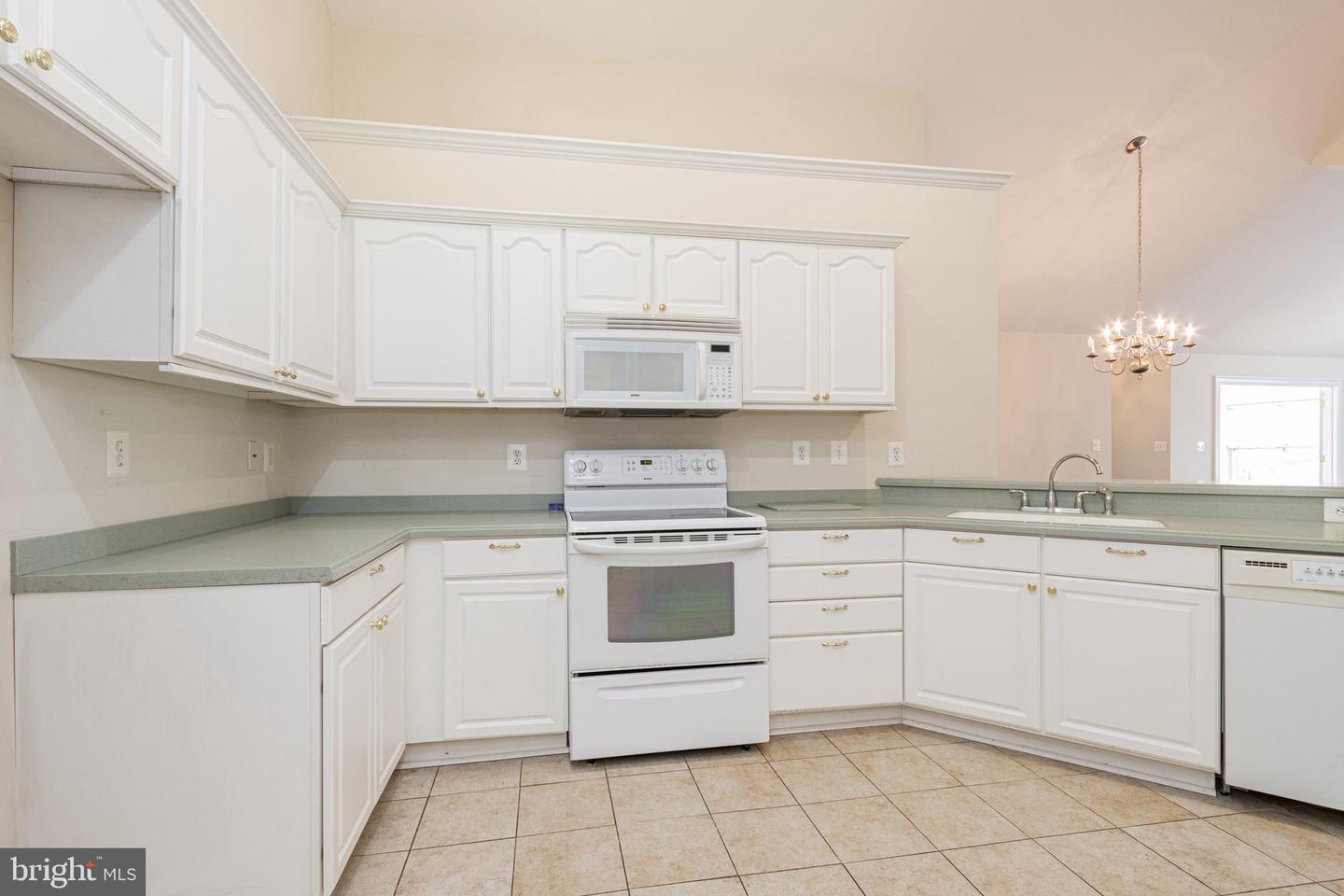 6255 AUTUMN LEAF DR, FREDERICKSBURG, Virginia 22407, 3 Bedrooms Bedrooms, ,2 BathroomsBathrooms,Residential,For sale,6255 AUTUMN LEAF DR,VASP2034904 MLS # VASP2034904