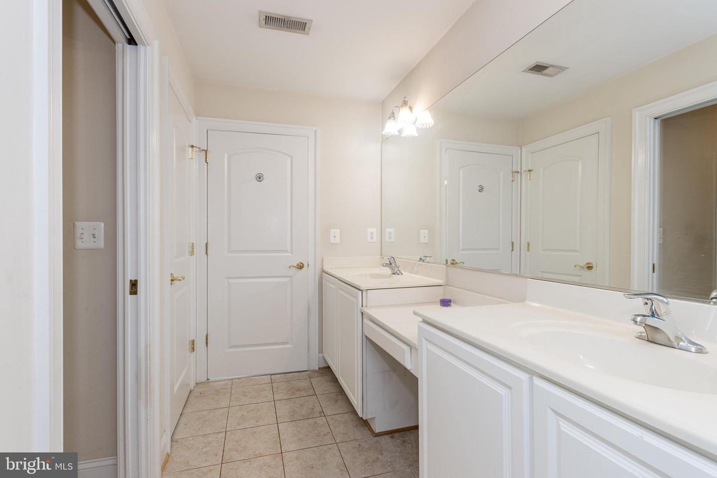 6255 AUTUMN LEAF DR, FREDERICKSBURG, Virginia 22407, 3 Bedrooms Bedrooms, ,2 BathroomsBathrooms,Residential,For sale,6255 AUTUMN LEAF DR,VASP2034904 MLS # VASP2034904