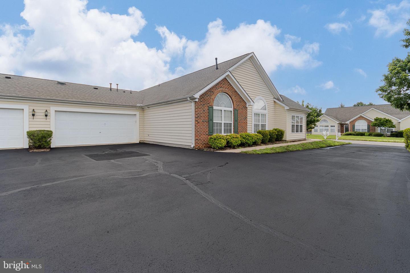 6255 AUTUMN LEAF DR, FREDERICKSBURG, Virginia 22407, 3 Bedrooms Bedrooms, ,2 BathroomsBathrooms,Residential,For sale,6255 AUTUMN LEAF DR,VASP2034904 MLS # VASP2034904