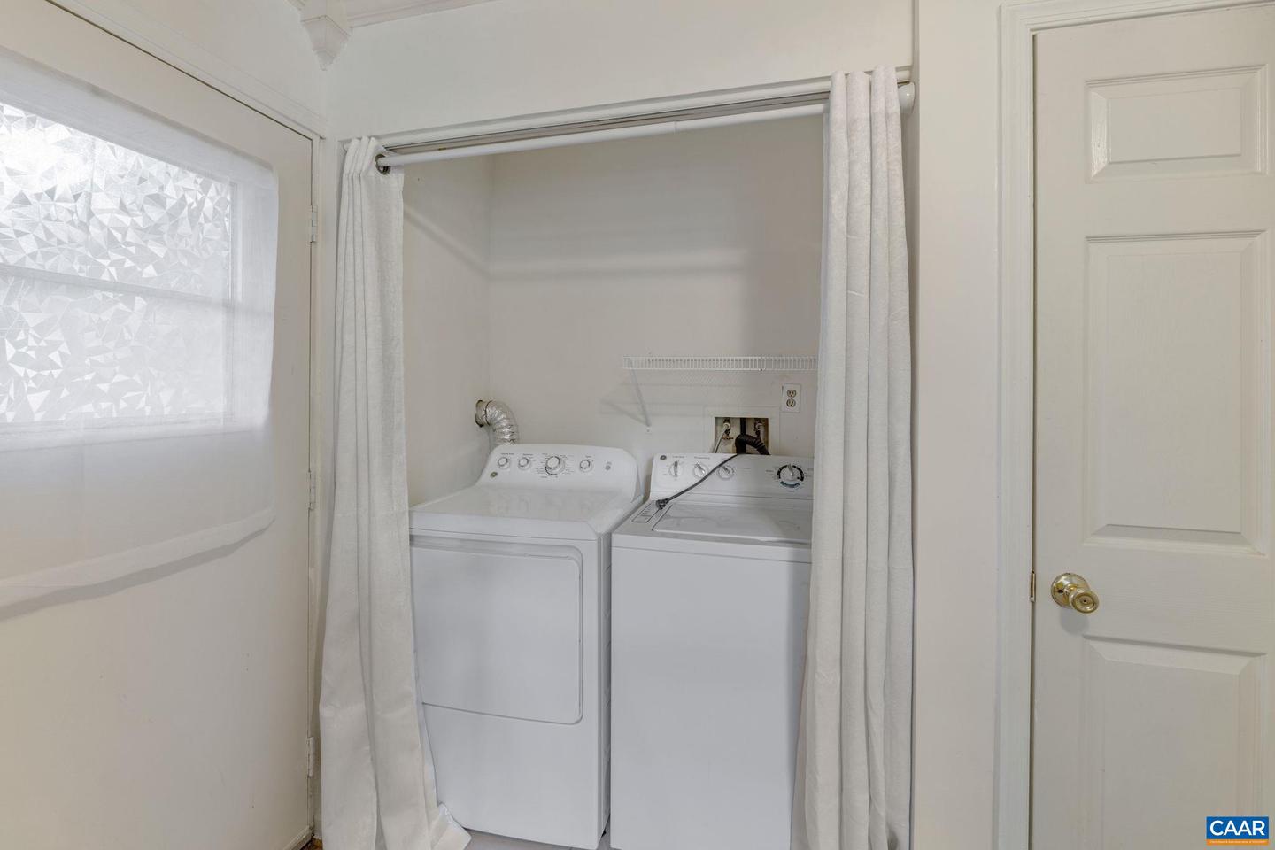100 GRIMES PL, CHARLOTTESVILLE, Virginia 22902, 3 Bedrooms Bedrooms, ,2 BathroomsBathrooms,Residential,For sale,100 GRIMES PL,667096 MLS # 667096