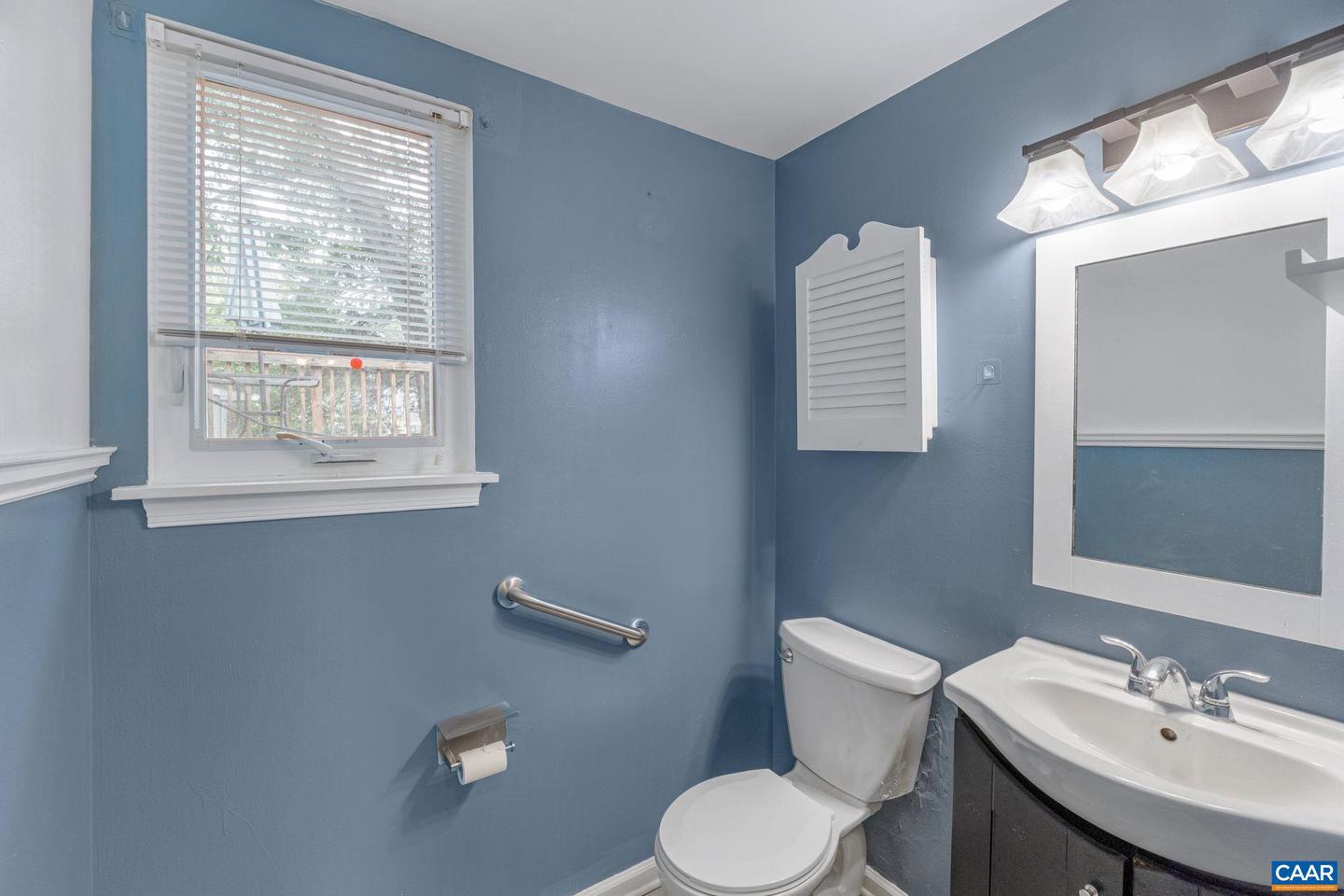 100 GRIMES PL, CHARLOTTESVILLE, Virginia 22902, 3 Bedrooms Bedrooms, ,2 BathroomsBathrooms,Residential,For sale,100 GRIMES PL,667096 MLS # 667096
