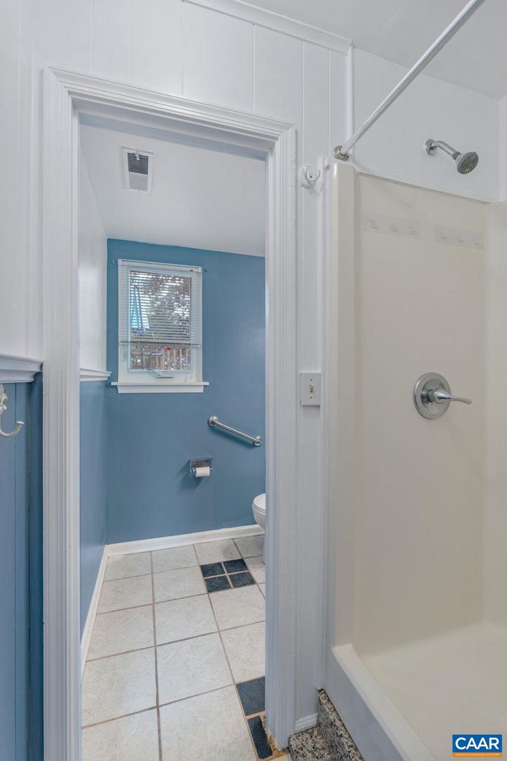 100 GRIMES PL, CHARLOTTESVILLE, Virginia 22902, 3 Bedrooms Bedrooms, ,2 BathroomsBathrooms,Residential,For sale,100 GRIMES PL,667096 MLS # 667096